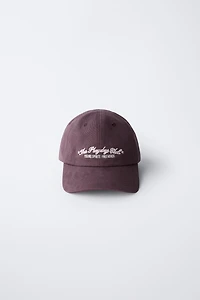 WASHED EFFECT EMBROIDERED TEXT CAP