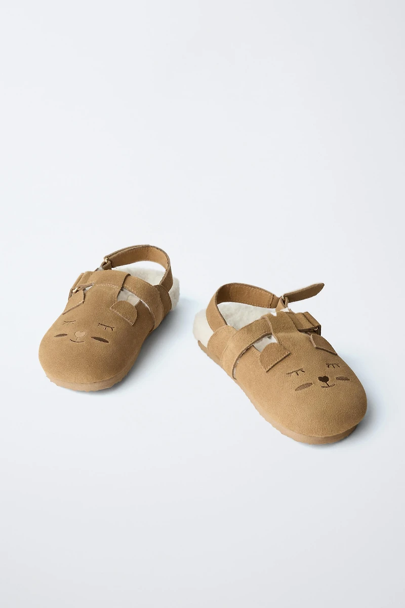 ANIMAL PRINT LEATHER CLOGS