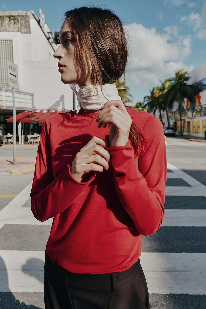 COTTON LONG SLEEVE T-SHIRT