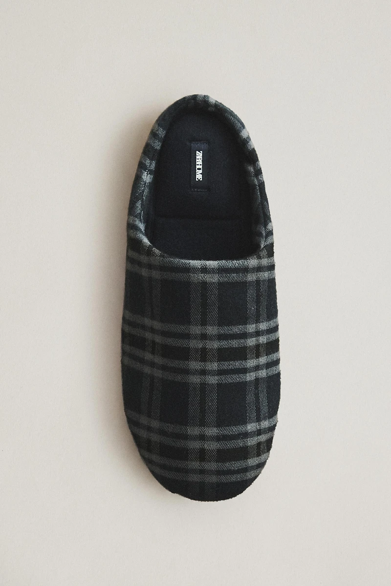 CHECKED MULE SLIPPERS