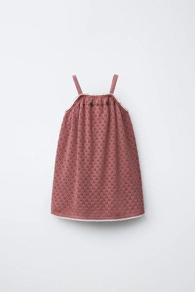 KNIT DRESS WITH EMBROIDERED FLOWERS AND LACE TRIM