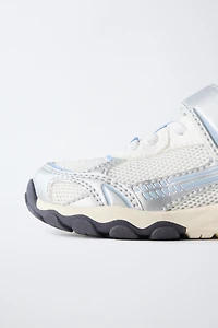 BAREFOOT SNEAKERS