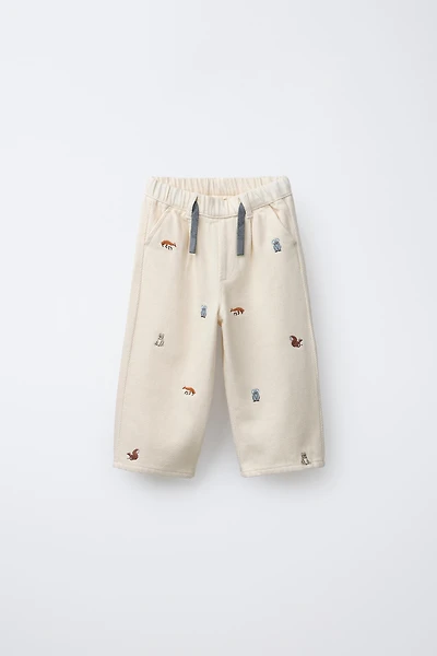 PANTALON BAGGY DOUX AU TOUCHER ANIMAUX BRODÉS