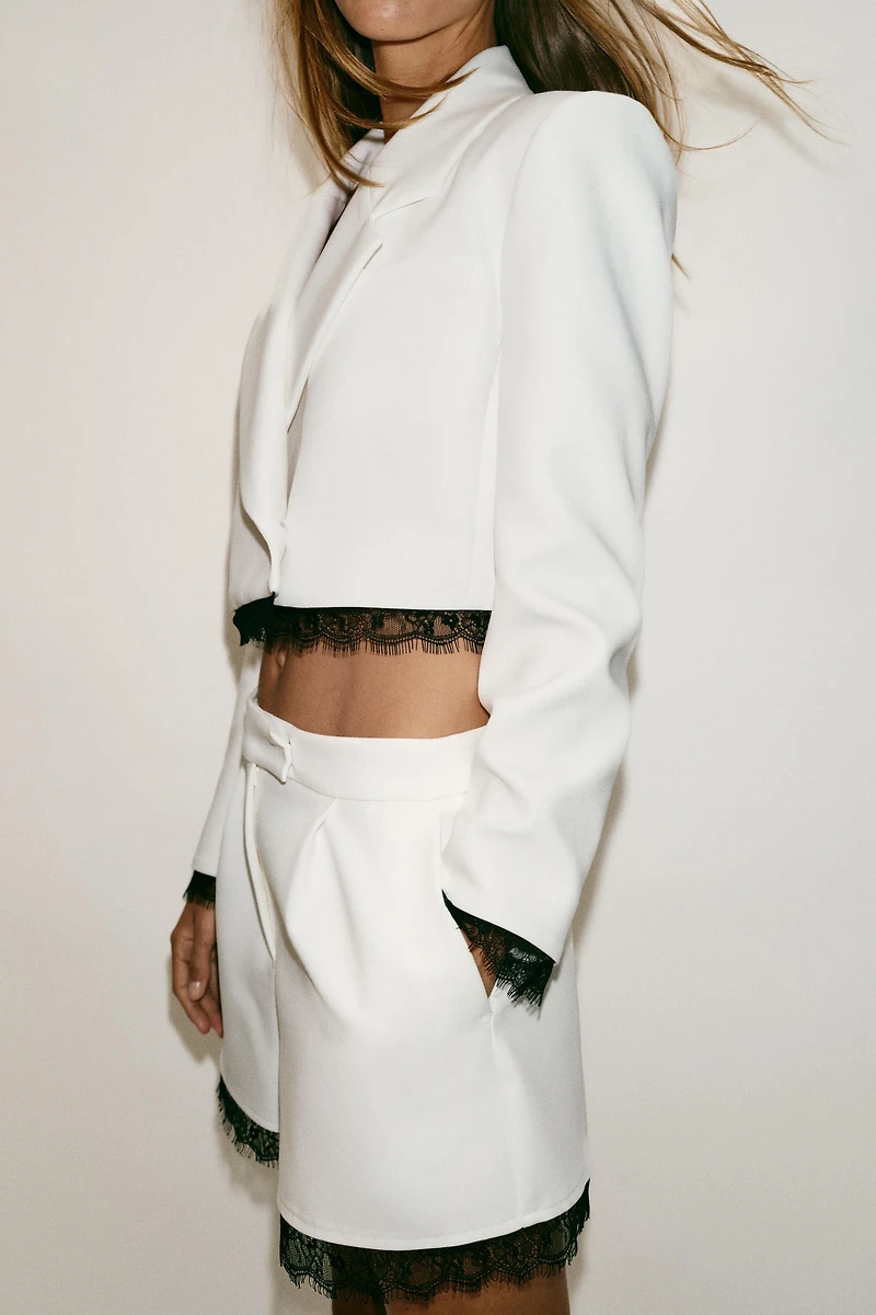 COMBINATION LACE BLAZER WITH SHOULDER PADS
