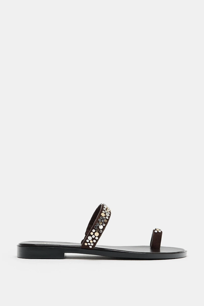 FLAT STUDDED SANDALS