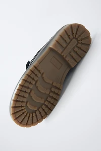 CHAUSSURES BATEAU EN CUIR