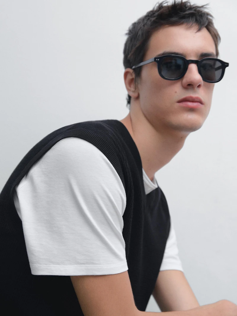 Veste sans manches en maille à col V