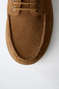 LEATHER DECK SHOES
