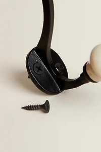 CERAMIC HOOK