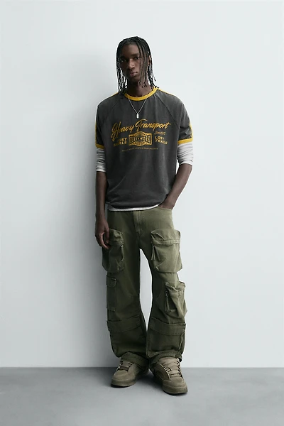 RIBBED CONTRAST TEXT T-SHIRT