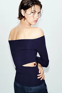 TOP EN MAILLE CUT OUT FANTAISIE
