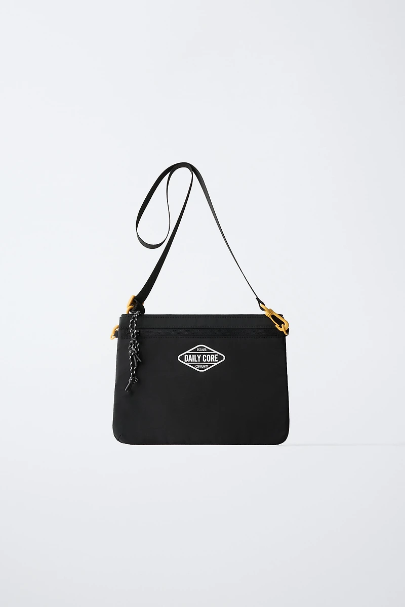 BASIC CROSSBODY BAG