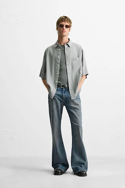RELAXED FIT FLOWY SHIRT