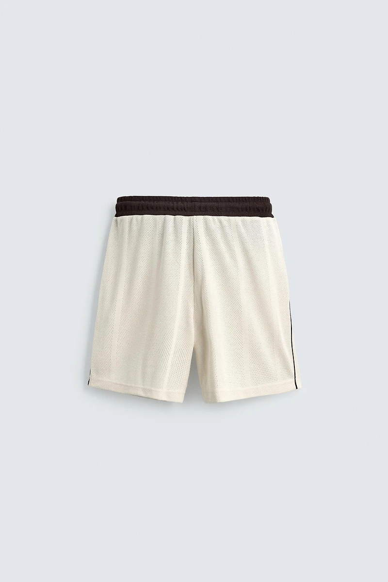 SHORT RÉTRO FOOTBALL À CONTRASTE