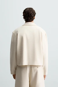 TEXTURED OVERSHIRT