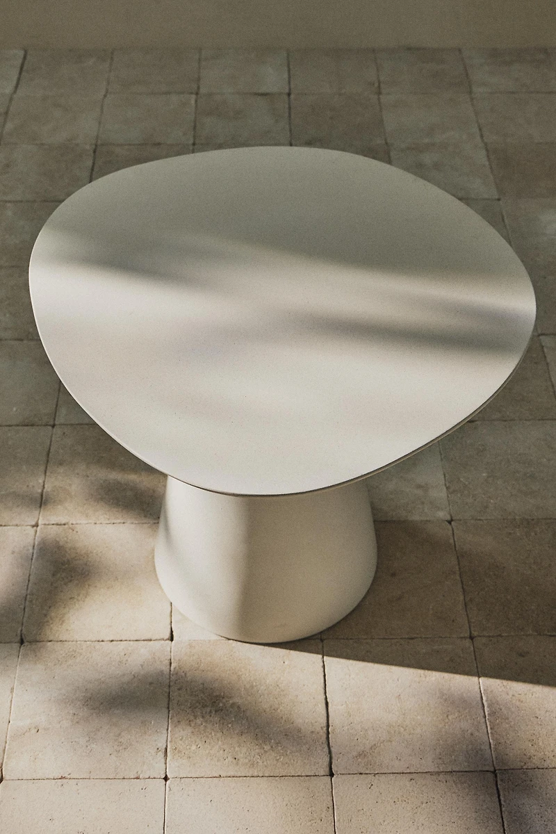 TABLE BASE CONIQUE