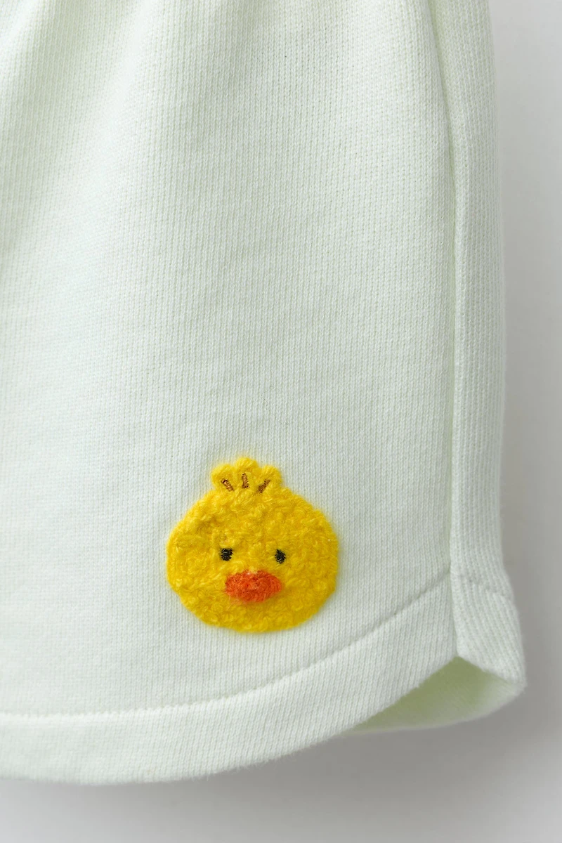 TERRY SHORTS WITH CHICK APPLIQUÉ