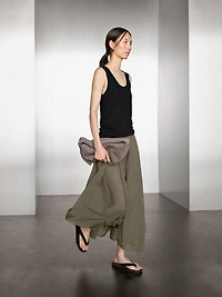 Long flowing skirt with ruffles