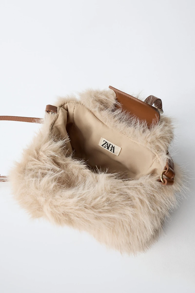 SAC BANDOULIÈRE EFFET FOURRURE