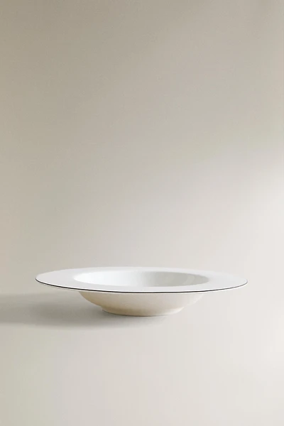 BONE CHINA SOUP PLATE WITH BLACK RIM
