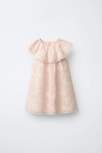ROBE À FLEURS BRODÉES