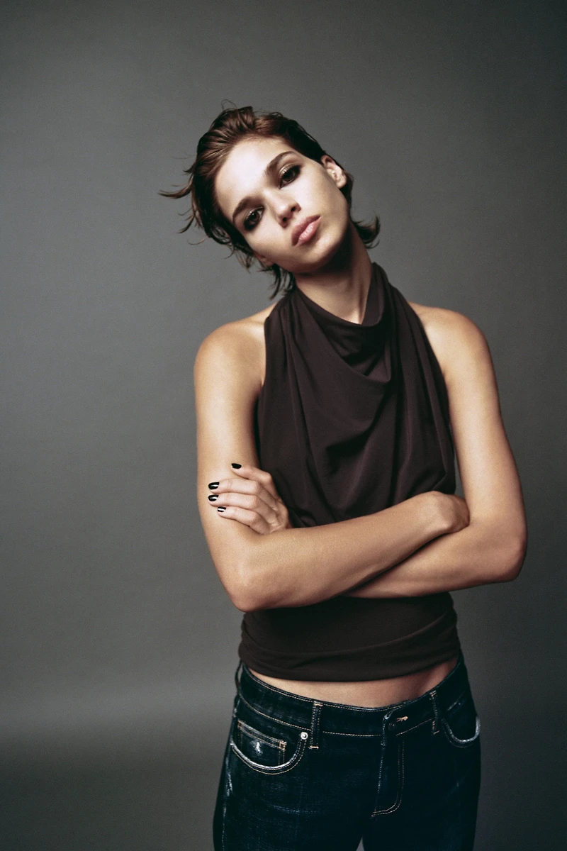 DRAPED HALTER TOP
