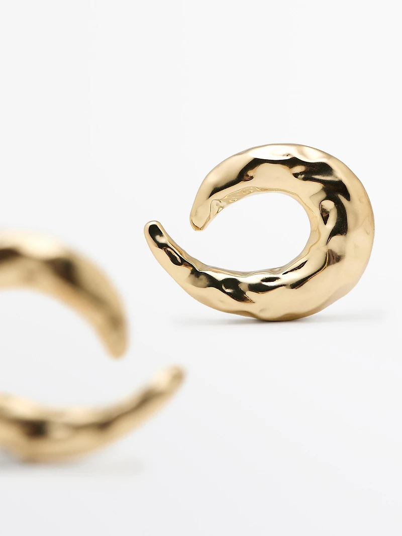 Textured hoop earrings