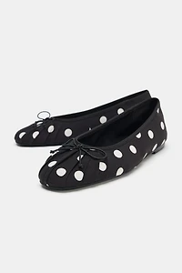 POLKA DOT BALLET FLATS WITH BOW