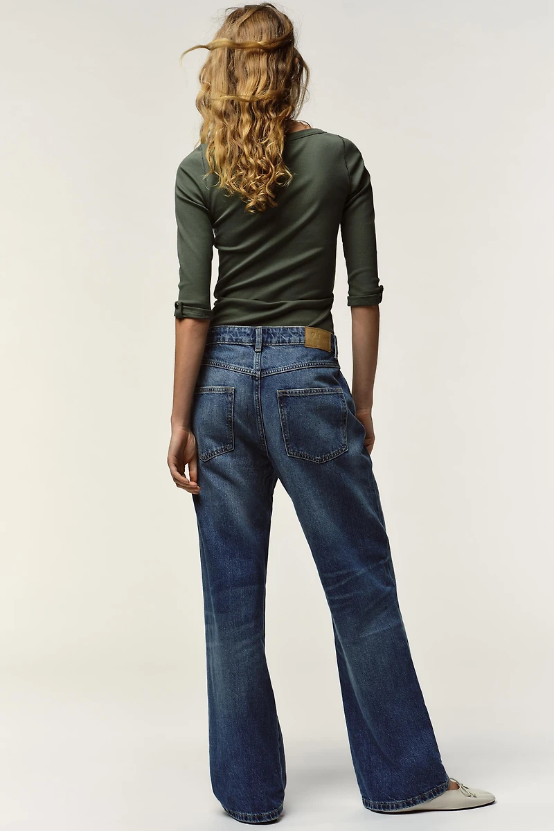 BUTTON RIBBED T-SHIRT