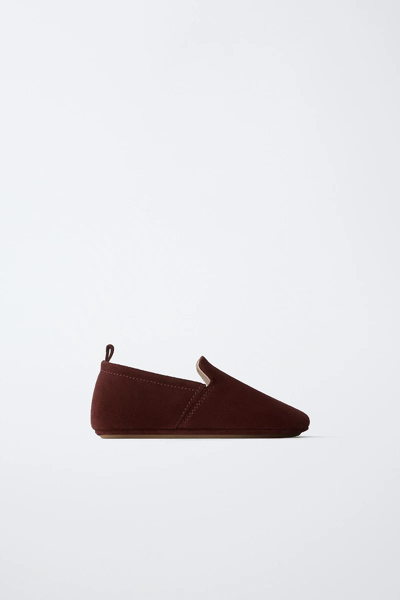 BABOUCHES EN CUIR ÉDITION LIMITÉE