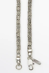 Collier à perles contrastantes