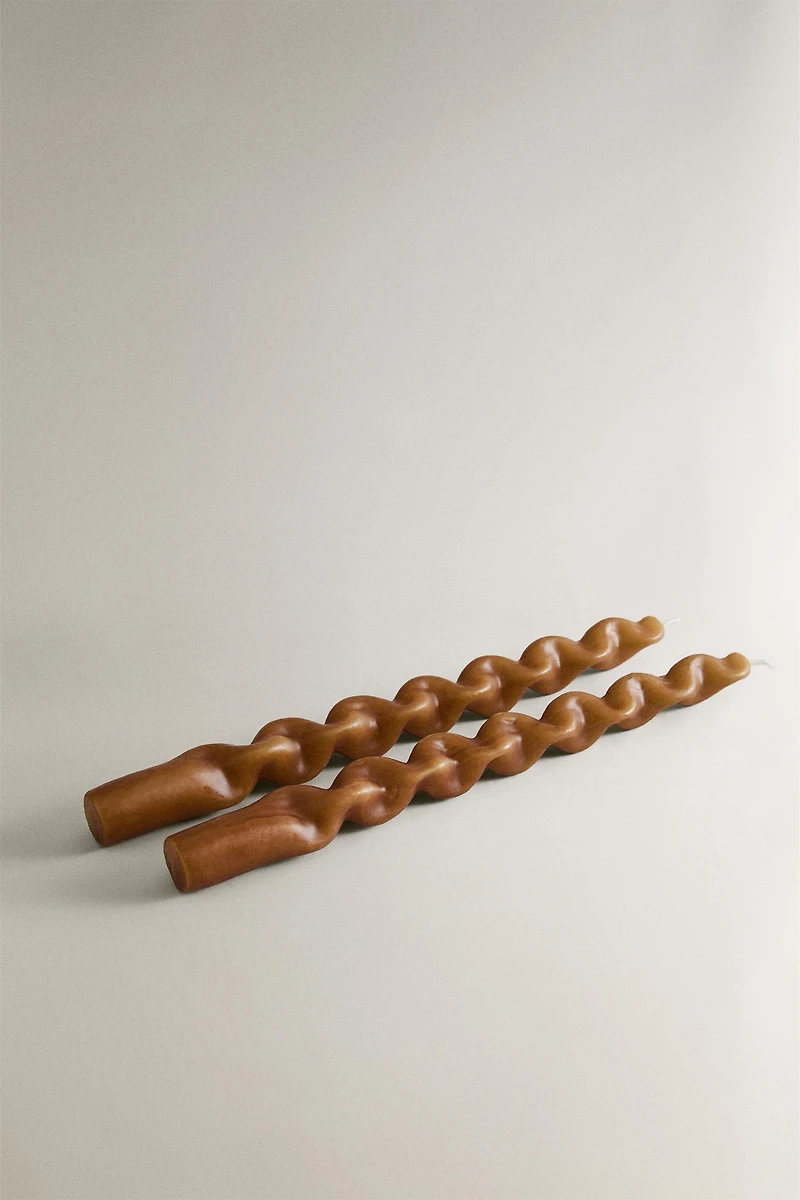 PACK BOUGIES DÉCORATIVES SCULPTURALES (PACK DE 2)