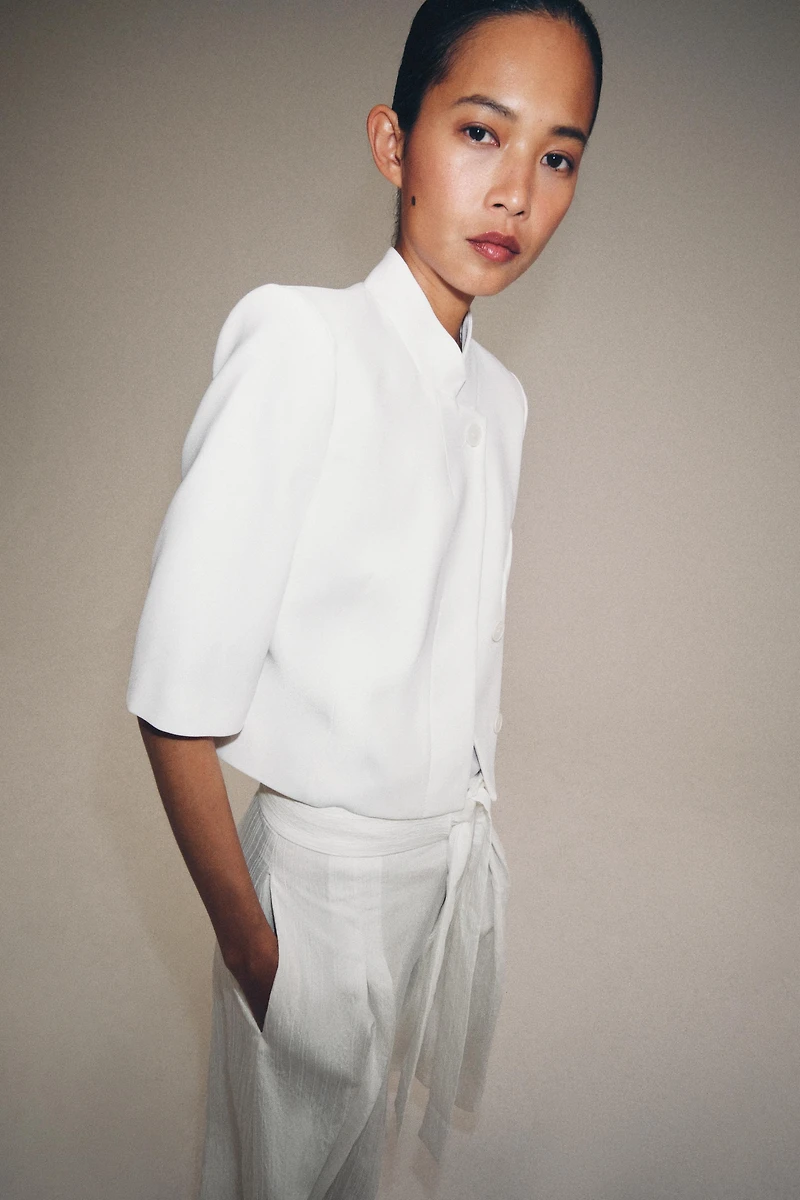 SHORT SLEEVE CROPPED BLAZER ZW COLLECTION
