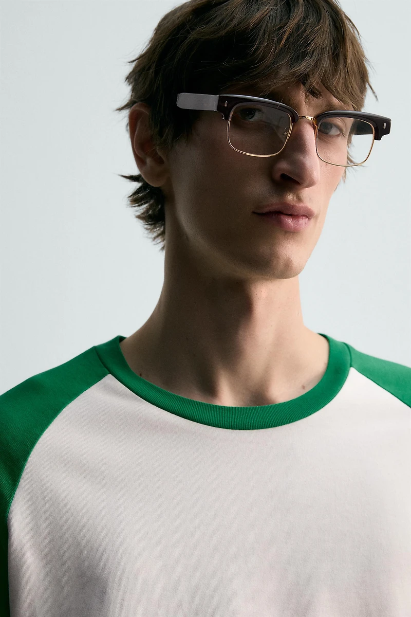REGULAR FIT COLOR BLOCK T-SHIRT