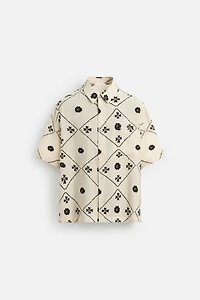 CONTRAST PRINT SHIRT