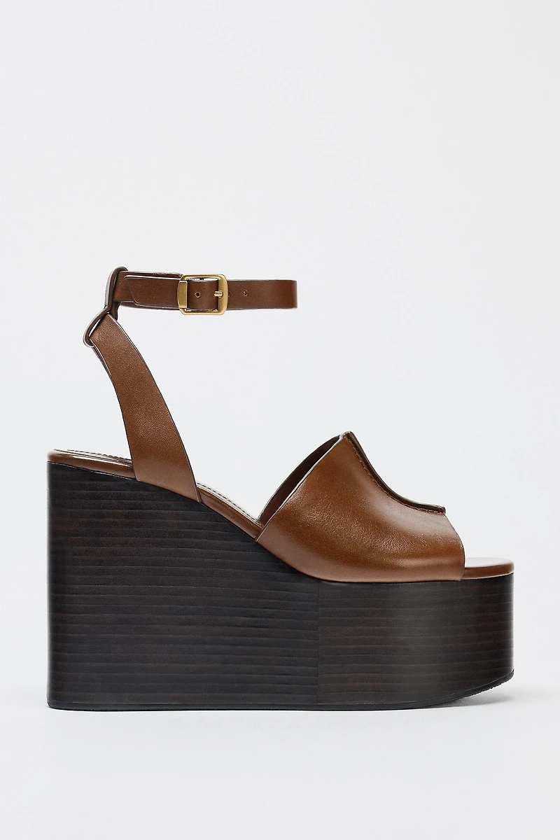 TALONS COMPENSÉS BRACELET EN CUIR
