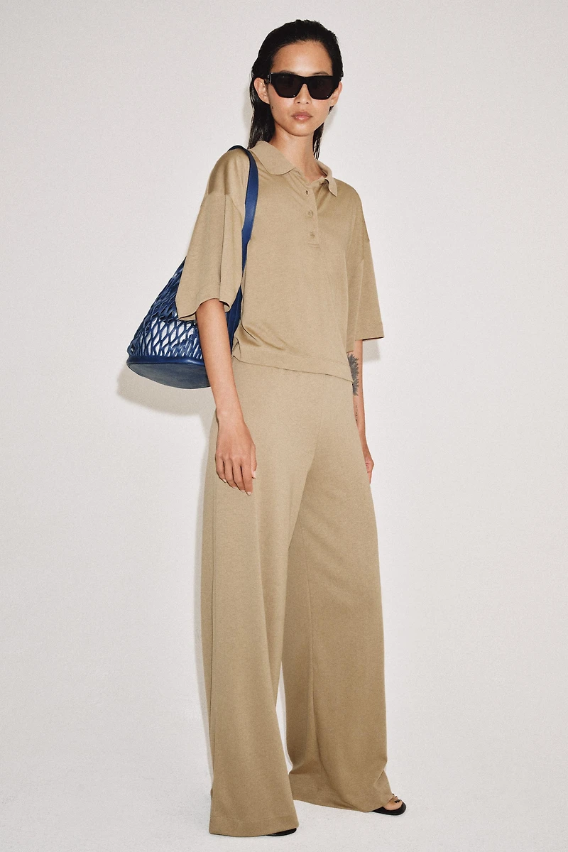 FLOWY STRAIGHT LEG PANTS