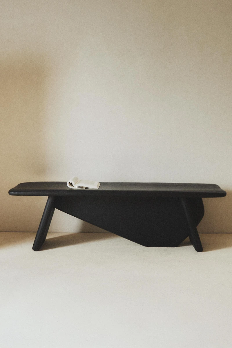 TEXTURED BENCH