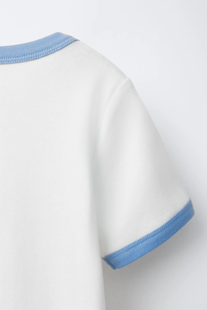CONTRAST RIB TEXT T-SHIRT