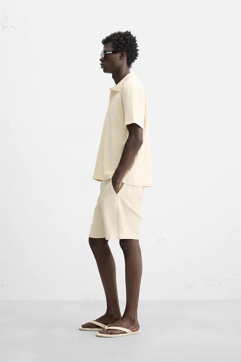 TEXTURED POLO