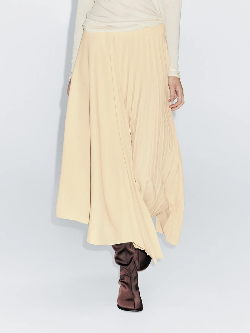 Jupe asymétrique plissée