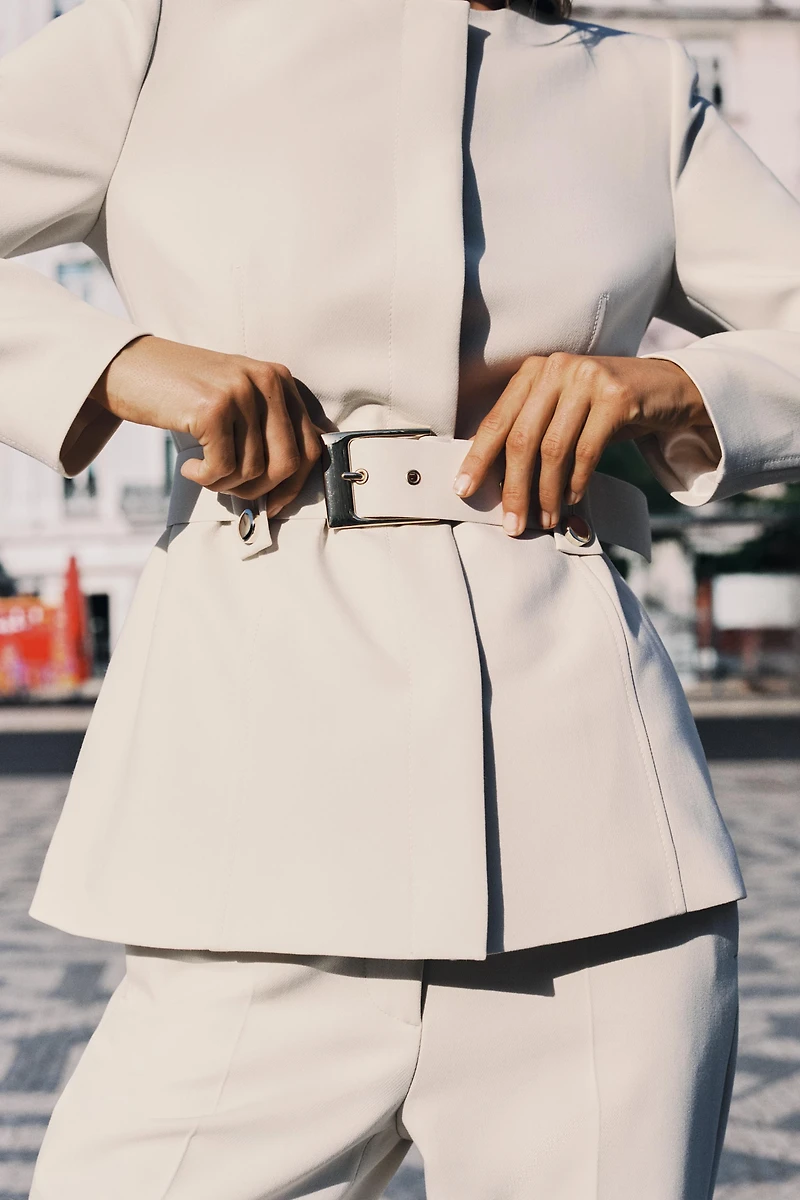 BELTED TAILORED BLAZER