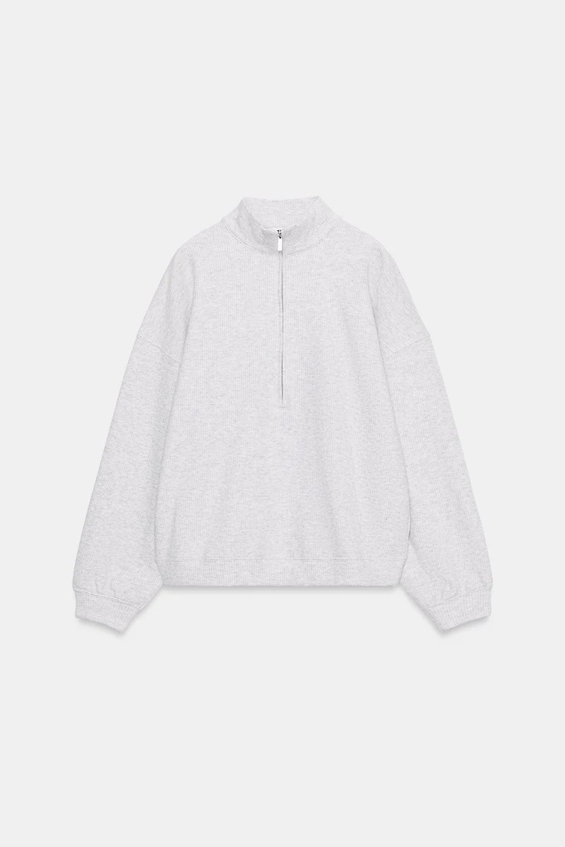 ZIP-UP SWEATSHIRT