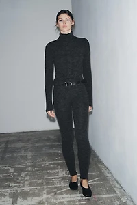 SOFT BELTED LEGGINGS