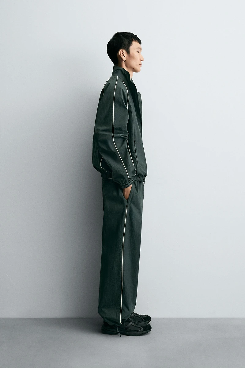 CONTRAST TECHNICAL JACKET