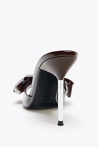 BOW HEELED SANDALS
