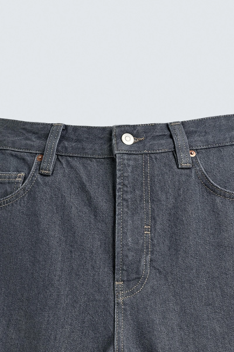 STRAIGHT FIT JEANS