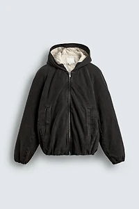 VESTE EN DENIM MATELASSÉ À CAPUCHE