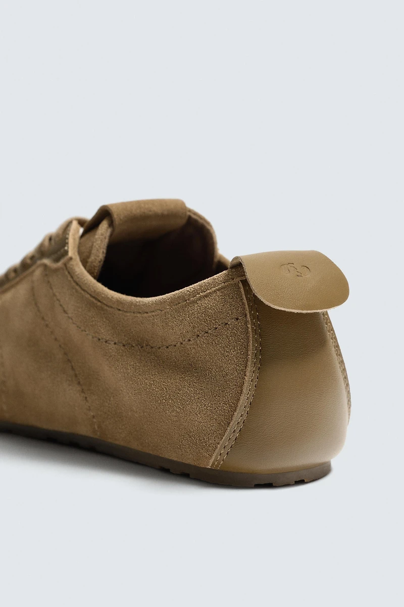 LEATHER SNEAKERS