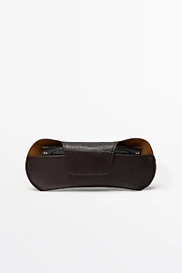 Étui à lunettes de soleil en cuir nappa